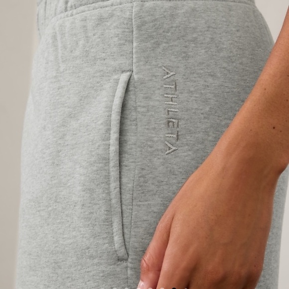 NWT ATHLETA • Women's Forever Fleece Jogger Pants Sweats • Grey Heather • Small - Picture 13 of 16